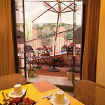Hotel Novecento Rome