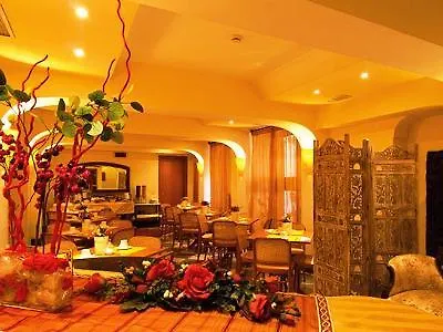 Novecento מלון 3*