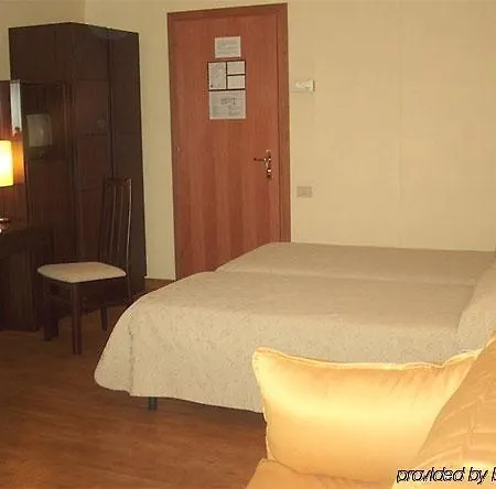 Novecento 3* Rome